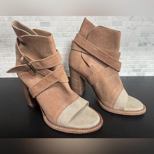 BRUNELLO CUCINELLI Suede Ankle Boots Peep-Toe IT 37 US 37 - Excellent Condition!